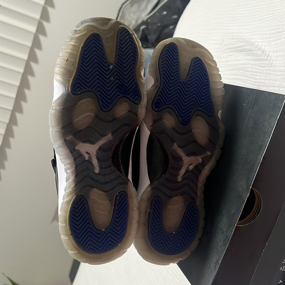 Air Jordan 11 Retro "Space Jam 2016 Release" sneakers - Picture 4 of 4